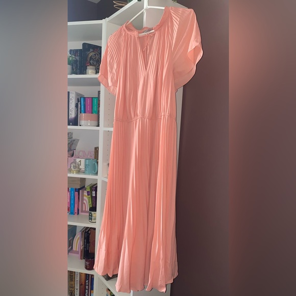 Peach Pleated Long Dress - Picture 2 of 3
